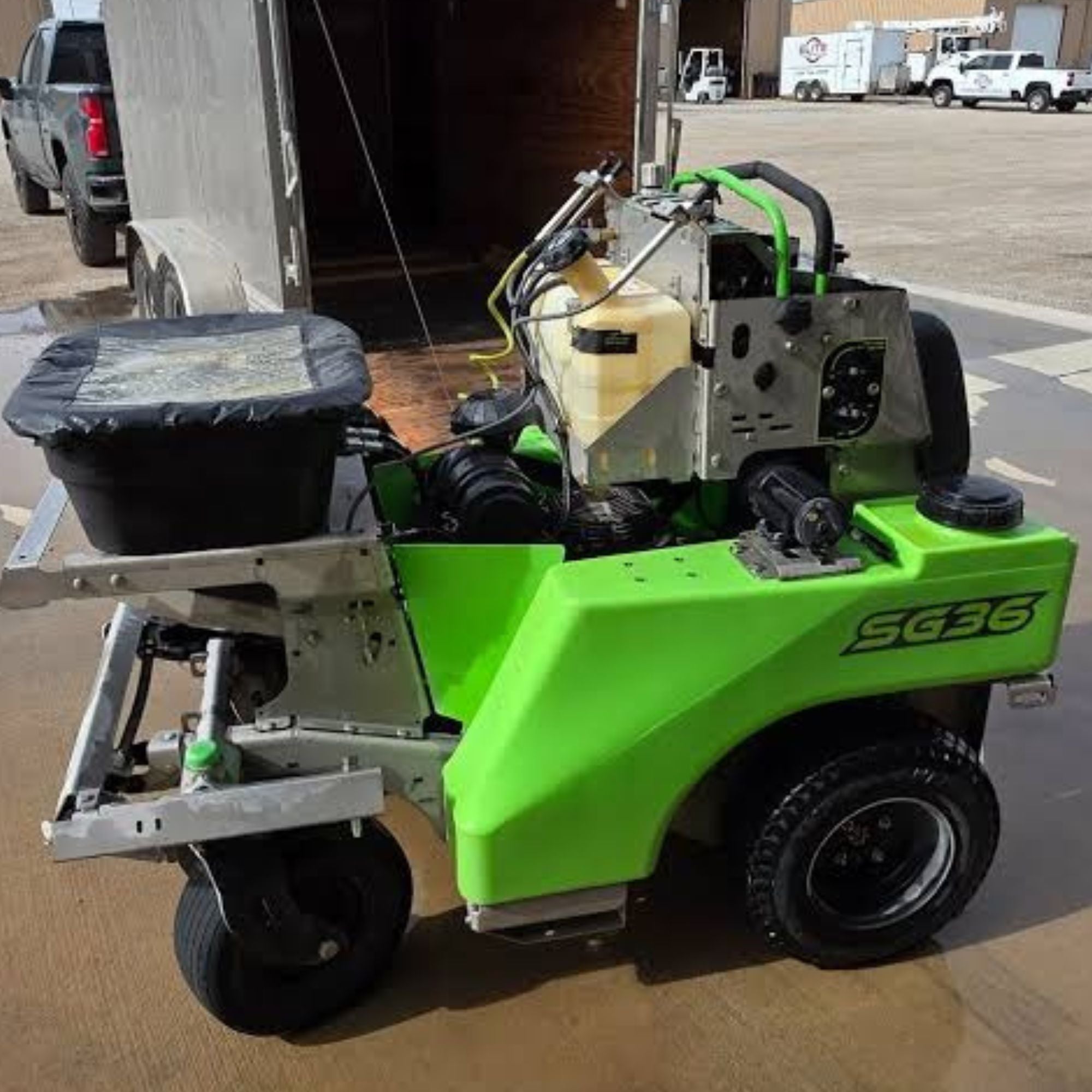 Steel Green SG46 Spreader Spayer (2020) - 46" Commercial Turf Machine, Used