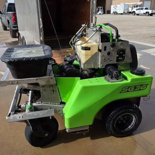 Steel Green SG46 Spreader Spayer (2020) - 46" Commercial Turf Machine, Used